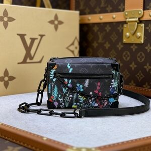 <AUTHENTIC>LV Soft Trunk  Wild Flowers Eclipse Crossbody